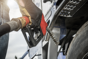 Leia mais sobre o artigo CNT acompanha, com atenção, a alta histórica do diesel