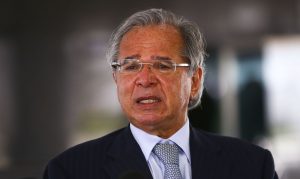 Leia mais sobre o artigo Com vacinação, Brasil terá novo horizonte em 60 dias, diz Guedes