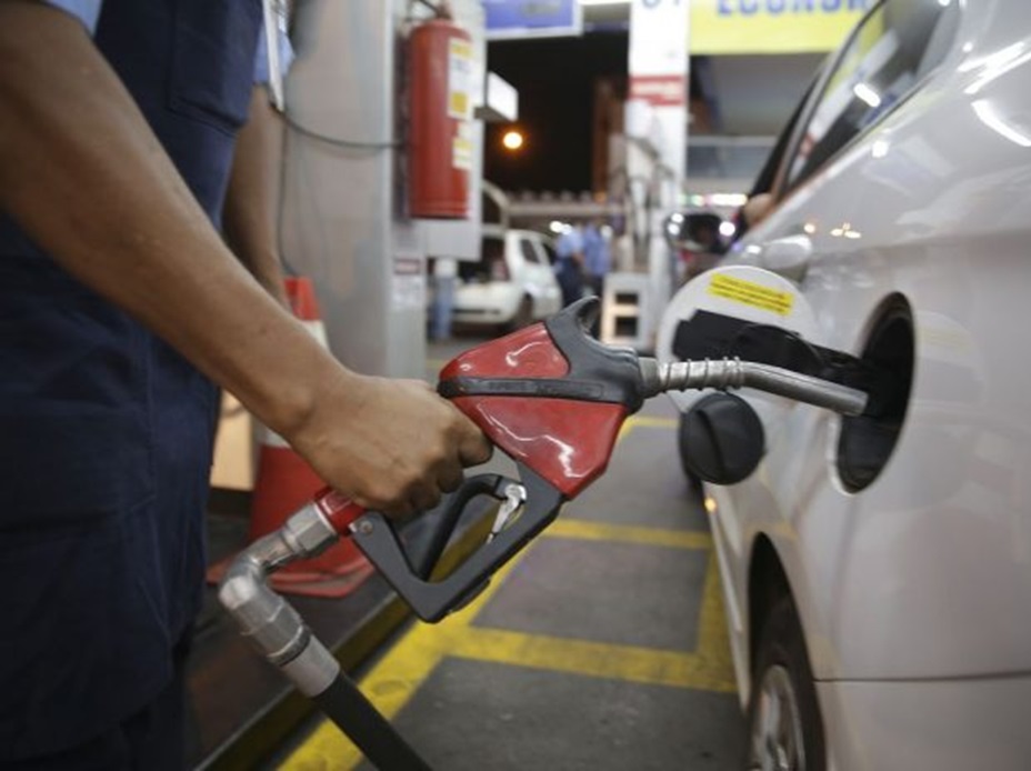Índice IPTL mostra que preço do diesel caiu em abril após 5 meses
