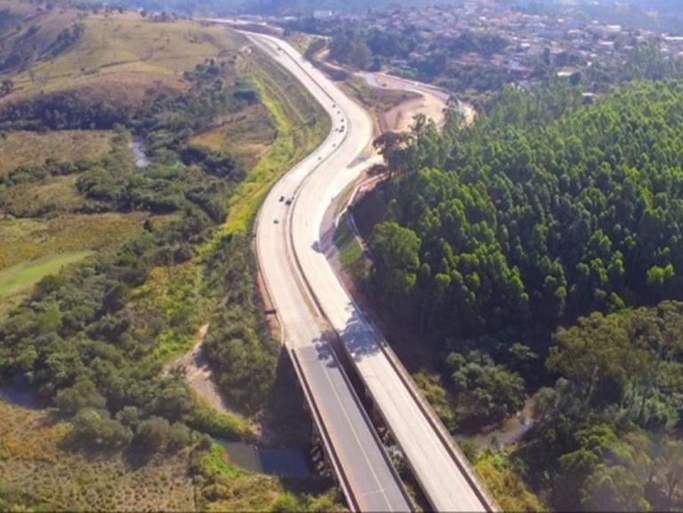 Governo inicia privatização da BR-381 e outras rodovias