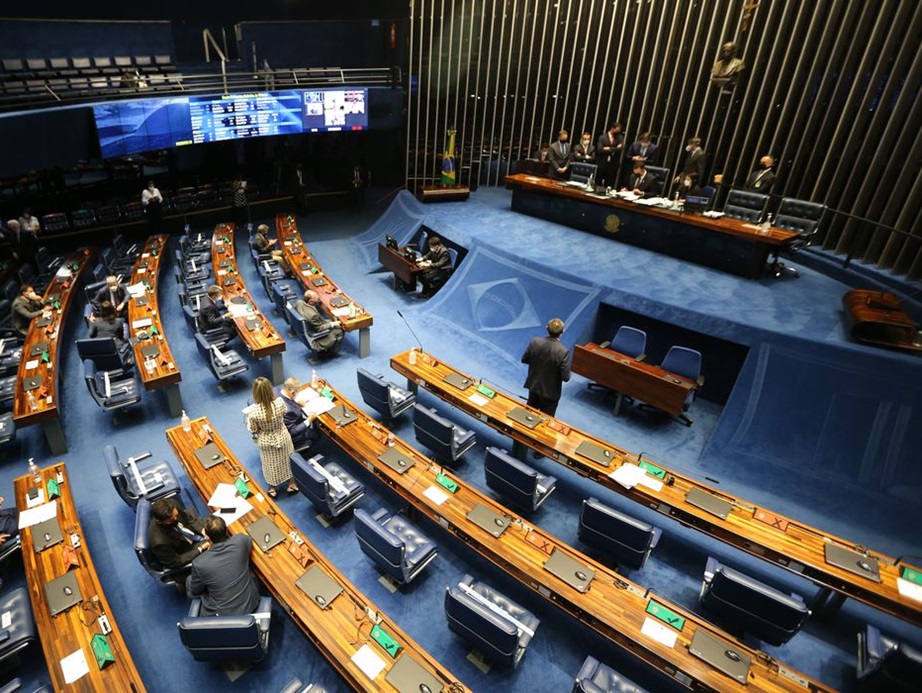 Senado aprova PL que incentiva regularização de dívidas tributárias