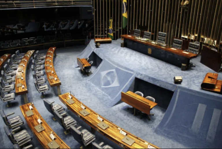 Leia mais sobre o artigo Senadores votam a favor da Lei Geral do Licenciamento Ambiental: Destravar obras