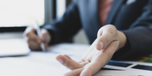 Leia mais sobre o artigo Índice de Confiança Empresarial tem queda de 1,7 ponto em junho, para 92,5 pontos, diz FGV Ibre