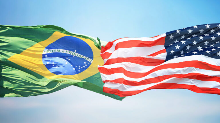 Leia mais sobre o artigo Dólar oscila e Bolsa tem forte queda com negociações comerciais dos EUA em foco