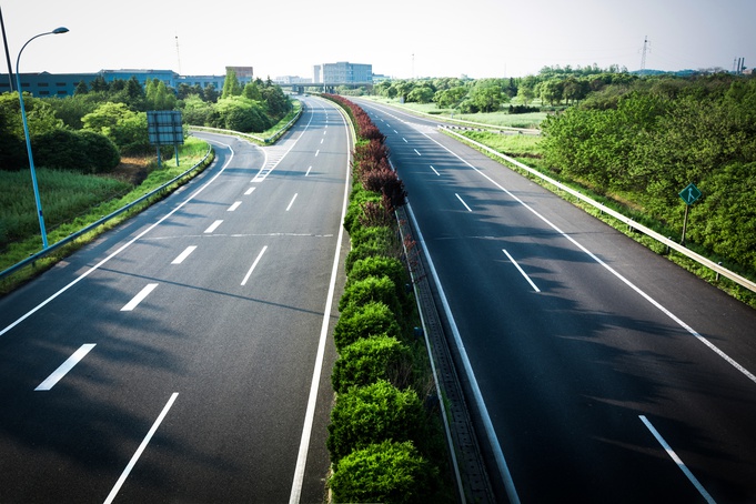 Leia mais sobre o artigo ANTT destrava investimento bilionário em plano de “rodovias sustentáveis”