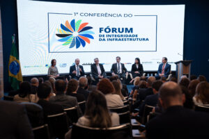 Leia mais sobre o artigo 1ª Conferência do Fórum de Integridade da Infraestrutura reúne autoridades e especialistas para debater governança ética e transparente na infraestrutura