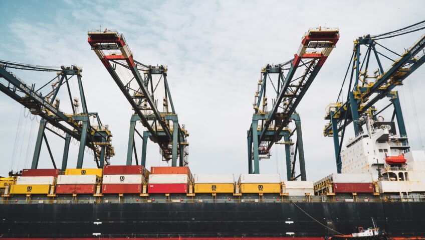 No momento, você está visualizando Porto de Santos movimenta 16,5 milhões de toneladas em setembro e alcança 138,7 milhões no ano