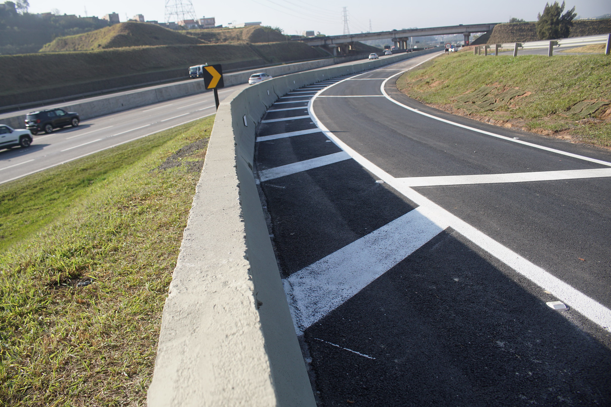 No momento, você está visualizando Governo de SP assina termo aditivo para implantação de alças de acesso ao trecho Leste do Rodoanel