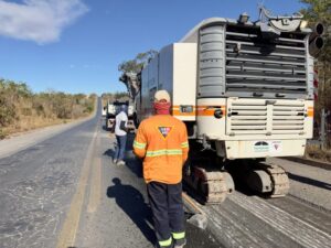 Leia mais sobre o artigo Governo de Minas amplia investimentos em manutenção de rodovias, em 2025
