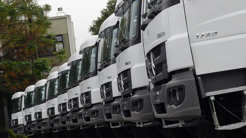 No momento, você está visualizando Emplacamento de caminhões registra resultado positivo em outubro