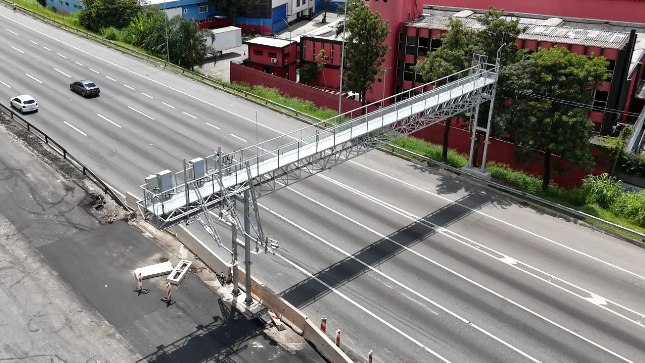 No momento, você está visualizando Pedágios free flow começam a operar na Via Dutra, no próximo dia 6