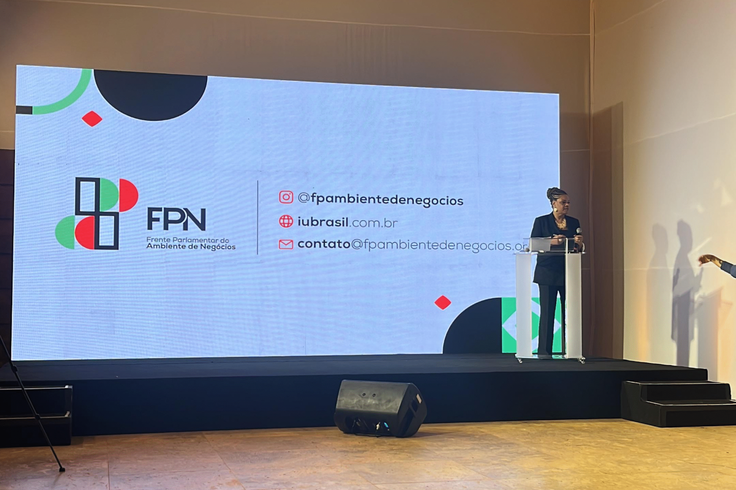 No momento, você está visualizando SINDIPESA participa do lançamento da Frente Parlamentar Mista do Ambiente de Negócios