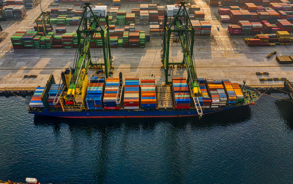 Leia mais sobre o artigo Investimento de R$1,5 bilhão transforma Porto de Paranaguá e deve impulsionar toda a logística do Paraná, destaca especialista