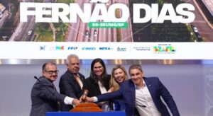 Leia mais sobre o artigo Leilão da Fernão Dias viabiliza R$ 14,8 bi em investimentos e fecha ano histórico para Infra S.A. e Ministério dos Transportes