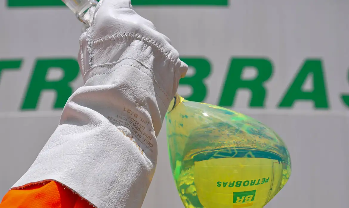 No momento, você está visualizando Petrobras amplia portfólio sustentável com diesel de conteúdo renovável