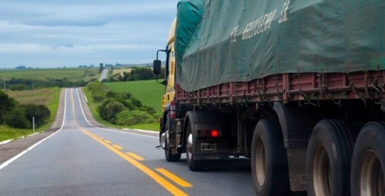 Leia mais sobre o artigo Preço do diesel e novo piso mínimo elevam custo do frete no início do ano