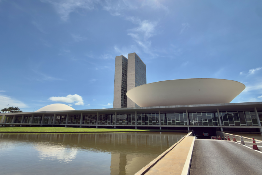 No momento, você está visualizando Congresso inicia ano legislativo com pautas estratégicas acompanhadas pelo setor de transporte