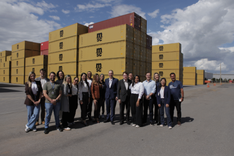 Leia mais sobre o artigo Logística em destaque: CNT marca presença em visita técnica a porto seco