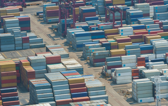 No momento, você está visualizando Governo aumenta imposto de importação de mais de mil produtos