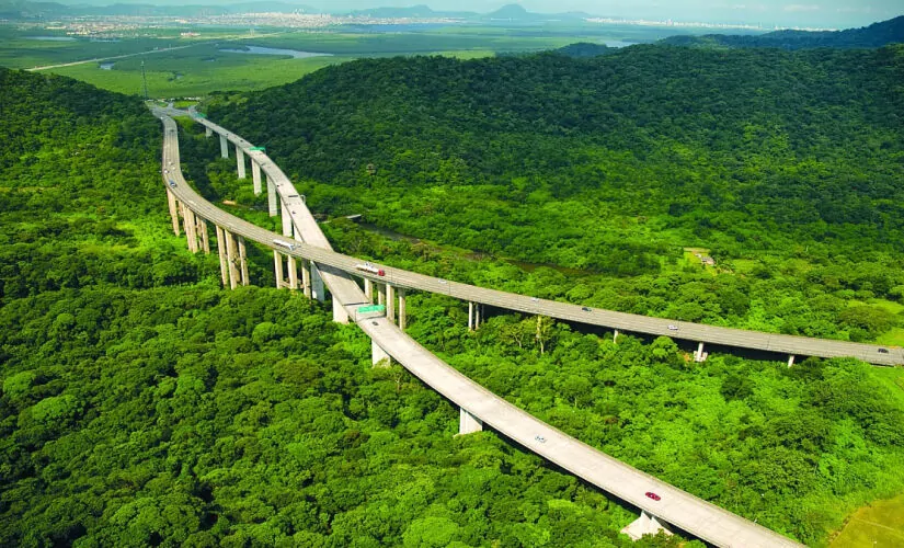 No momento, você está visualizando Nova pista da Rodovia dos Imigrantes terá o maior túnel do Brasil ligando o interior ao litoral