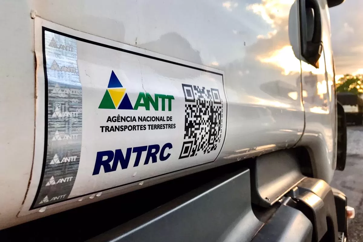 No momento, você está visualizando RNTRC: falta de seguro pode gerar suspensão e multa de R$ 3 mil