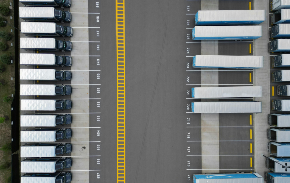 Leia mais sobre o artigo Mercado global de caminhões mais fraco leva montadoras a postura mais cautelosa em 2026