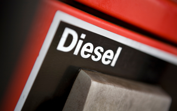 No momento, você está visualizando Governo prevê multa de até R$ 500 milhões por alta abusiva no preço do diesel