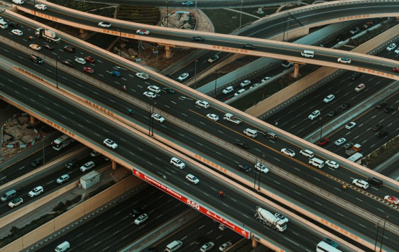 No momento, você está visualizando Acelerar concessões ajudará a reduzir acidentes e mortes nas estradas