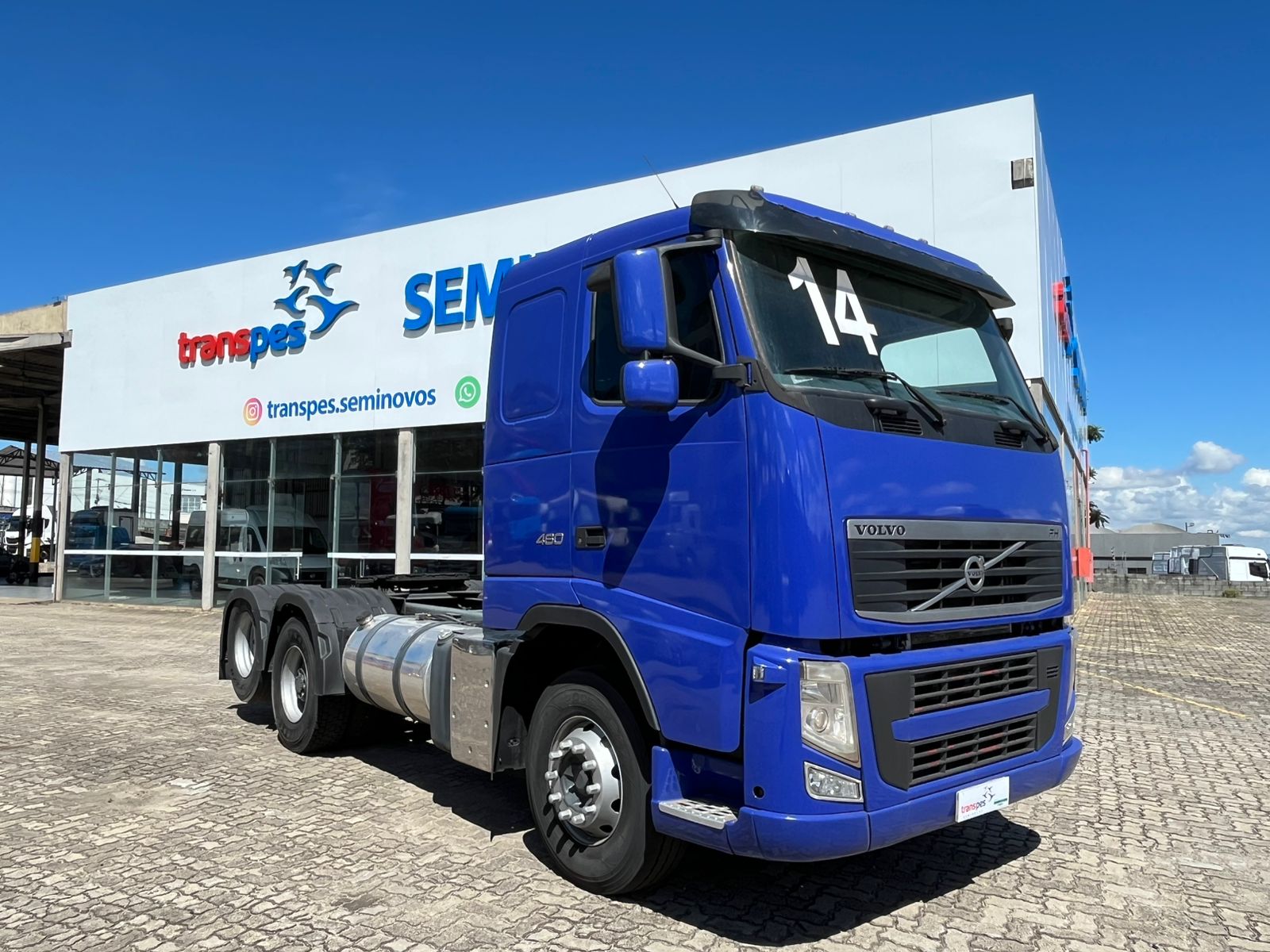 No momento, você está visualizando À VENDA: CAVALO MECÂNICO VOLVO FH 460 2014 6X2 535.240 km