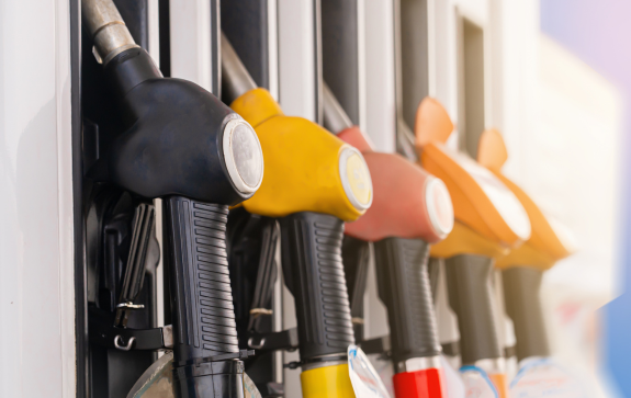 No momento, você está visualizando Petrobras sinaliza que não vai congelar preço dos combustíveis, mas espera maior clareza sobre petróleo