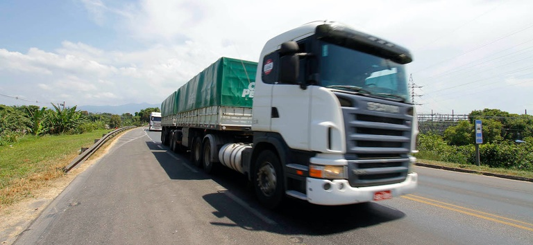 No momento, você está visualizando ANTT publica duas resoluções, transforma Medida Provisória em operação real, bloqueia distorções na origem e eleva o padrão de fiscalização no país