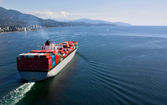 No momento, você está visualizando Petróleo puxa exportações e Brasil tem superávit de US$ 6,4 bi em março