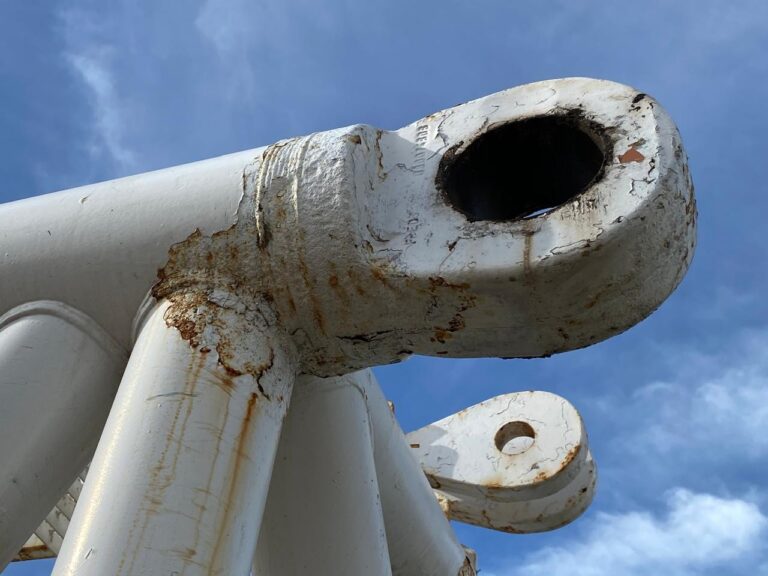 Leia mais sobre o artigo SINDIPESA e CSi alertam para riscos da corrosão em guindastes e reforçam importância da prevenção