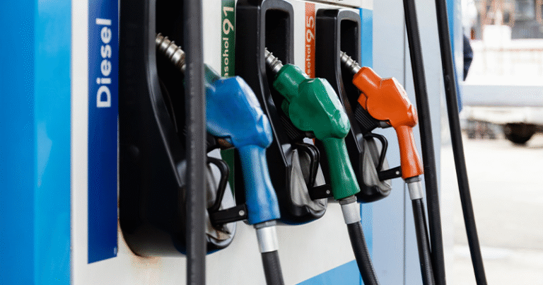 Leia mais sobre o artigo Bloqueio em Ormuz mantém pressão indireta sobre diesel no Brasil; entenda