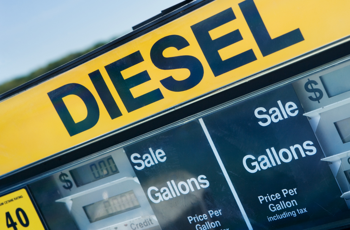 No momento, você está visualizando Diesel S-10 volta a liderar alta entre combustíveis em abril e sobe 7,18% ante março, diz IPTL