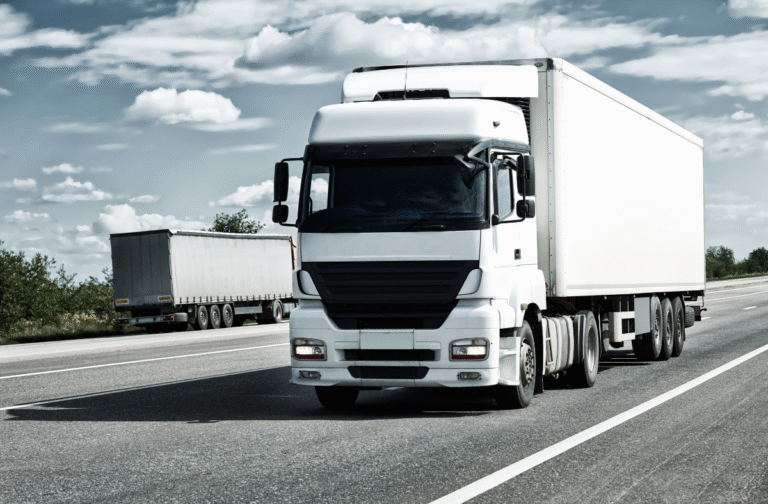 Leia mais sobre o artigo Calculadora digital ajuda transportadoras a evitar multas da ANTT