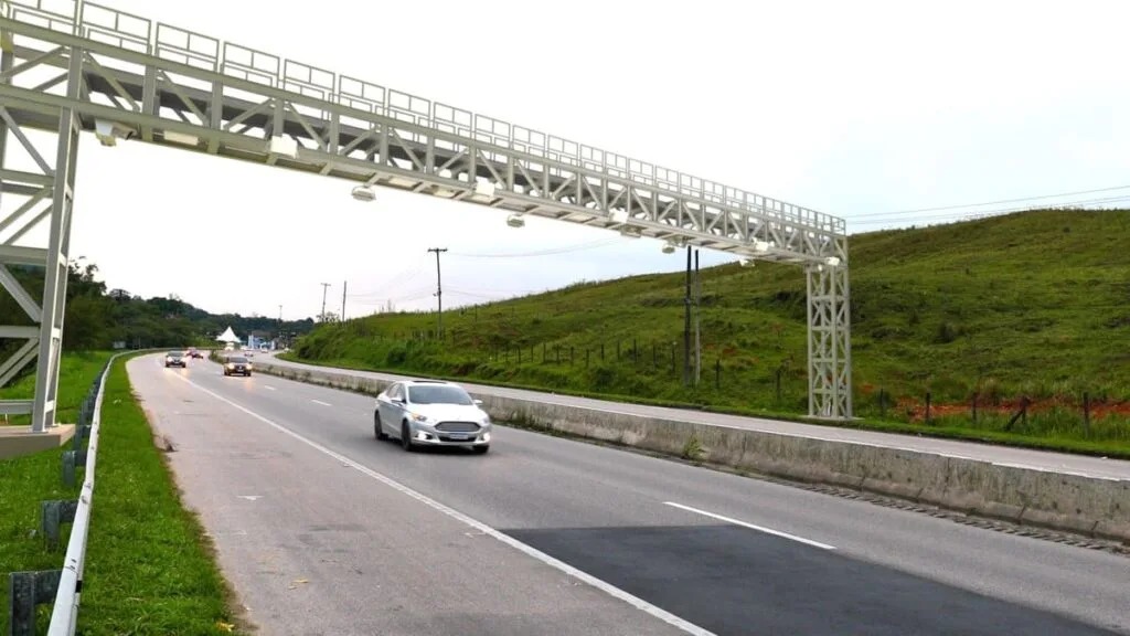 No momento, você está visualizando ANTT autoriza reajuste e início de cobrança de pedágio em vias de GO e PR