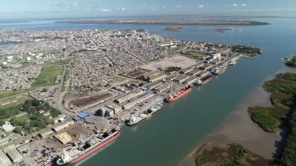 No momento, você está visualizando Expansão bilionária em porto gera 5 mil empregos e promete mudar logística no Brasil
