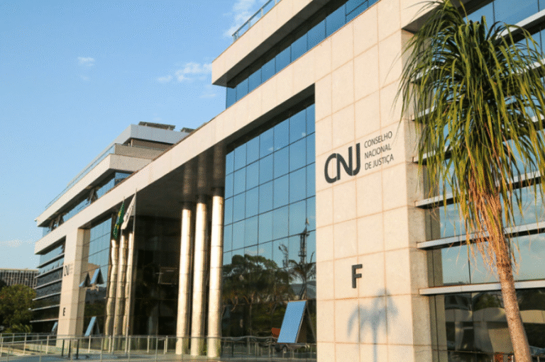 Leia mais sobre o artigo CNJ acelera bloqueios judiciais e aumenta atenção necessária na gestão processual e financeira das empresas