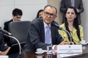 Leia mais sobre o artigo Agenda Brasil Mais Competitivo destaca infraestrutura logística como prioridade para reduzir o Custo Brasil