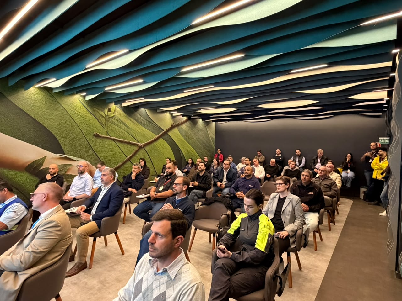 No momento, você está visualizando SINDIPESA participa de encontro com Concessionária Tamoios e Porto de São Sebastião para fortalecer transporte de cargas especiais na região