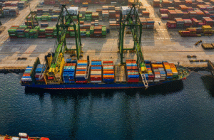 Leia mais sobre o artigo Porto de Paranaguá investe R$ 6,8 bilhões para ampliar capacidade e conexão com a Alemanha