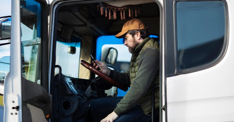 Leia mais sobre o artigo Escassez de motoristas se agrava e desafia futuro do transporte rodoviário de cargas