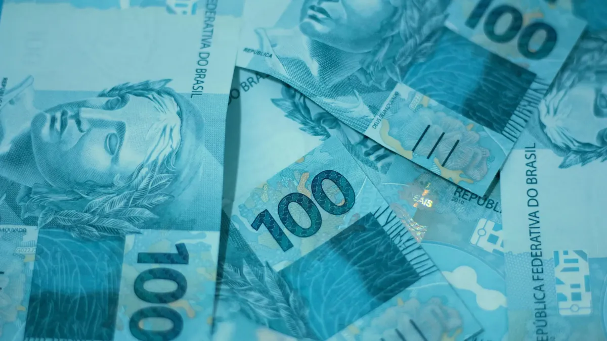 No momento, você está visualizando Juros e perda do impulso fiscal dão início a novas revisões do PIB de 2027
