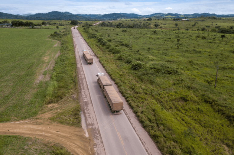 No momento, você está visualizando Nova lei do frete entra em vigor e atualiza regras para o transporte rodoviário