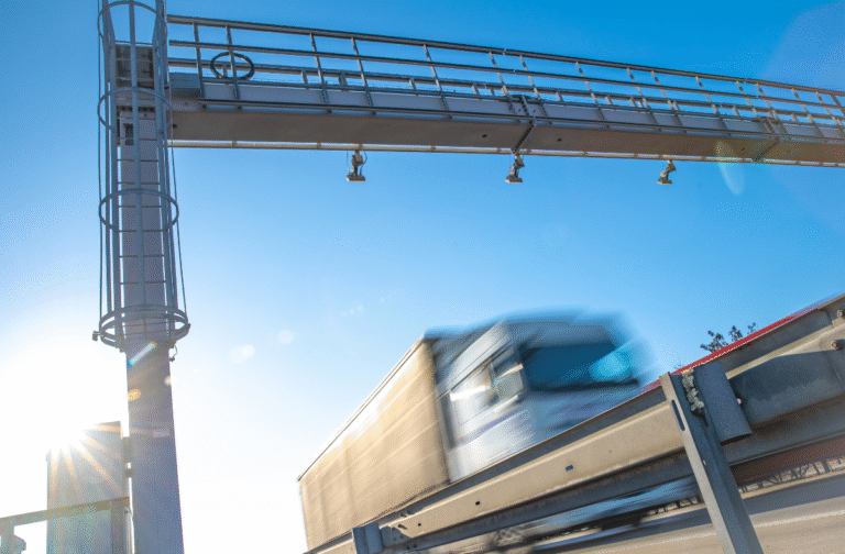 Leia mais sobre o artigo CNH digital: app vai avisar motorista de passagem em pedágio free flow e dar acesso a canal de pagamento