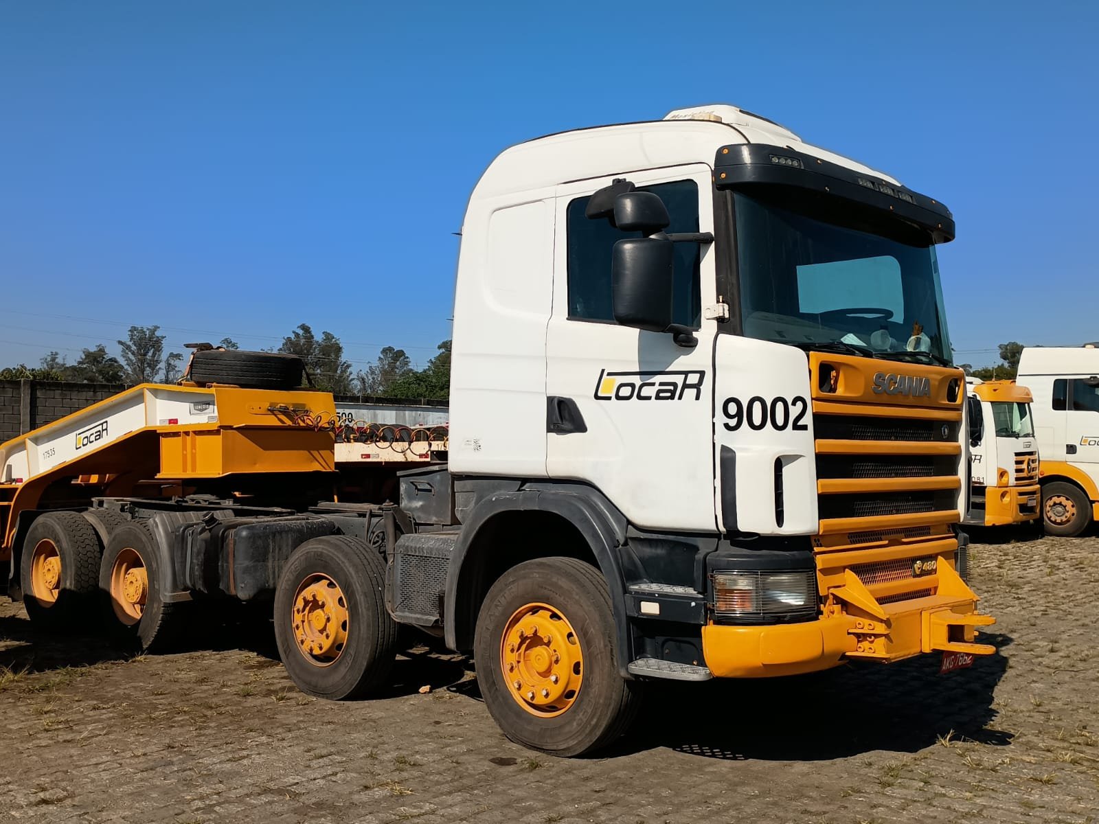 No momento, você está visualizando À VENDA: CAVALO MECÂNICO SCANIA R164 COM 2° CAIXA e ENGATES 2002 8×4 CMT 250 t 250.000 km