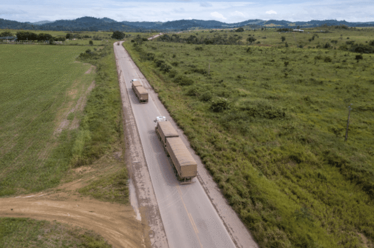 Leia mais sobre o artigo Nova lei do frete entra em vigor e atualiza regras para o transporte rodoviário