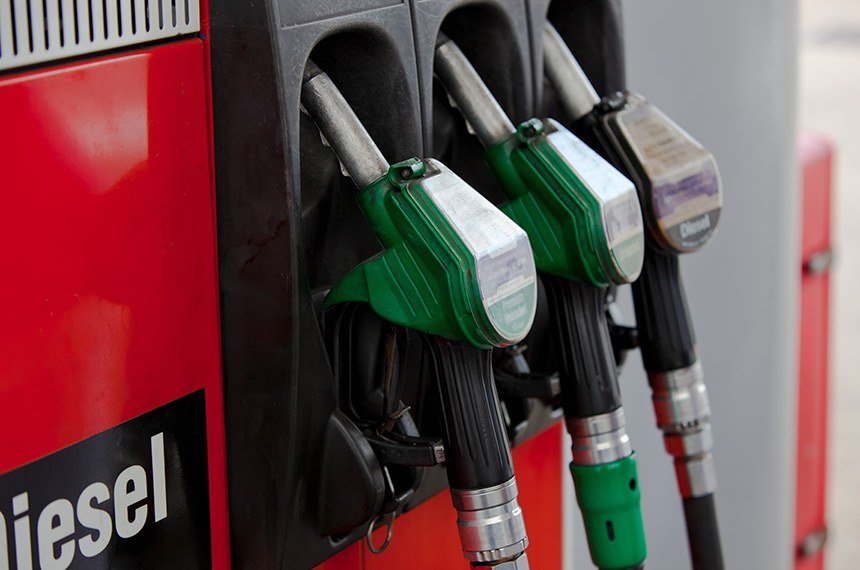 No momento, você está visualizando MP libera R$ 3,15 bi de subsídios para produzir e importar diesel e gasolina