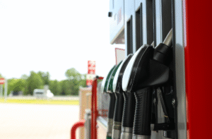 Leia mais sobre o artigo Combustíveis: governo reduz imposto da gasolina e do etanol e subsidia diesel